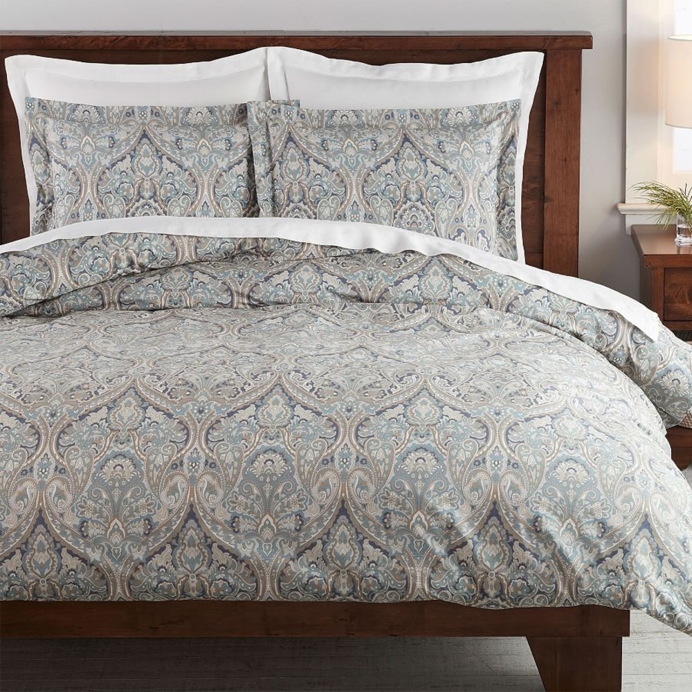 Pottery Barn McKenna King size comforter with shams